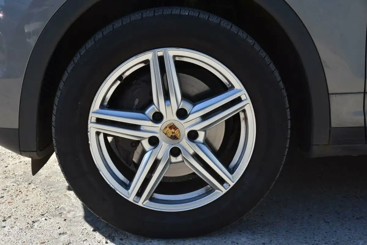 2014-porsche-cayenne-30td-platinum-edition-big-52