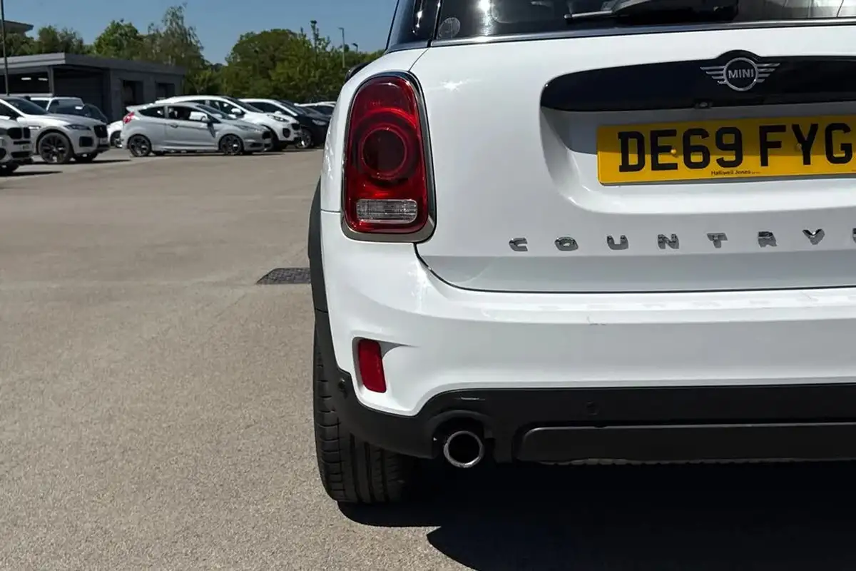 2019-mini-countryman-15-cooper-classic-big-55