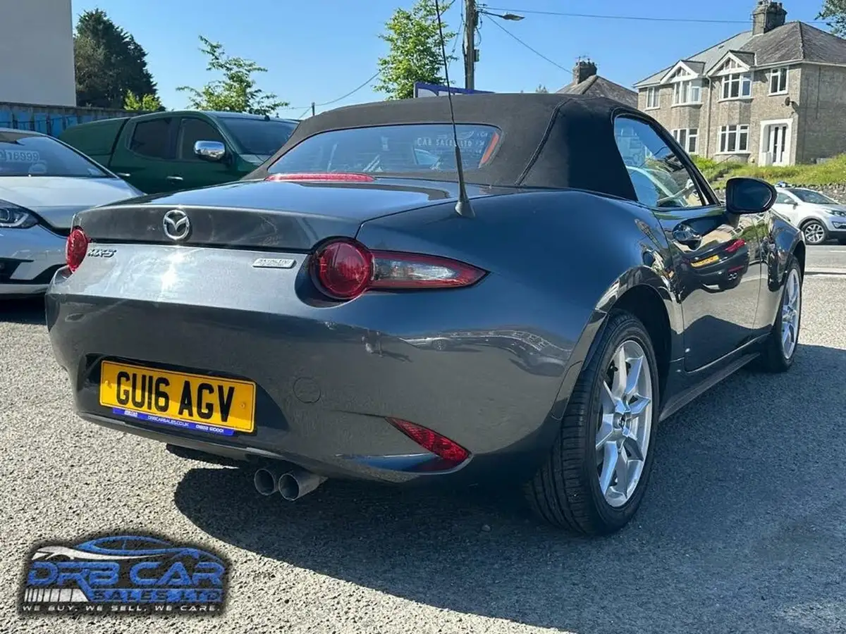 2016-mazda-mx-5-15-se-l-nav-big-12