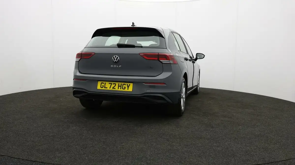 2022-volkswagen-golf-15-tsi-life-130ps-hatchback-big-34