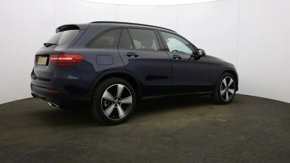 2018-mercedes-benz-glc-class-21d-glc220d-urban-edition-big-51