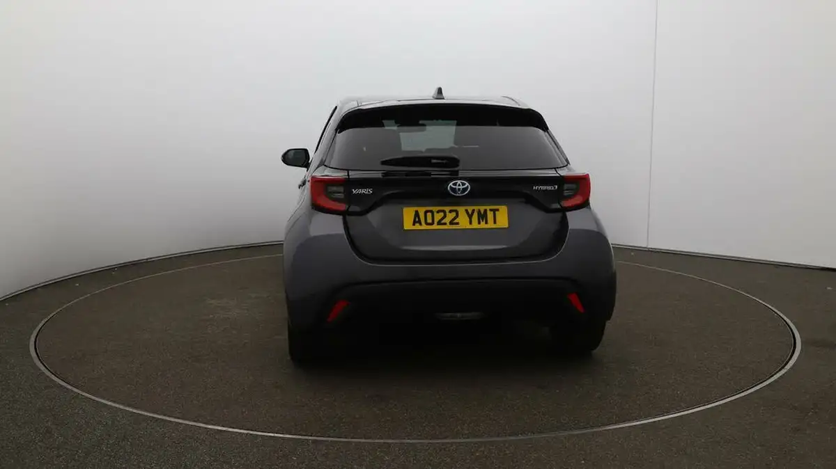 2022-toyota-yaris-15-vvt-i-design-big-51