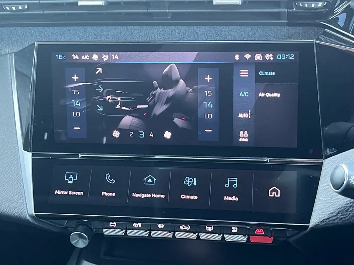 2022-peugeot-308-sw-15-bluehdi-allure-station-wagon-eat8-big-20