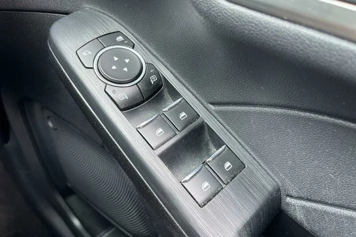 2022-ford-kuga-15t-titanium-edition-big-15