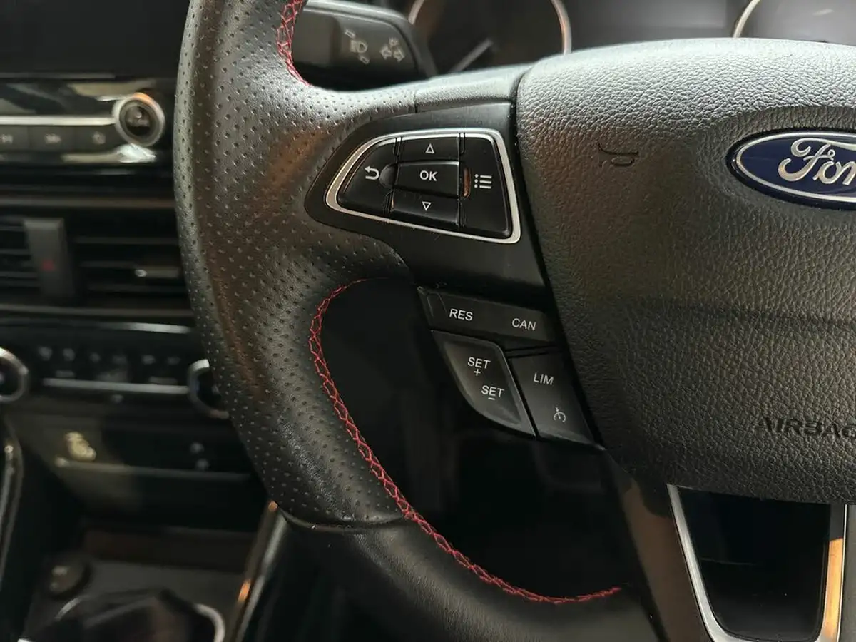 2022-ford-ecosport-10t-st-line-125ps-big-25