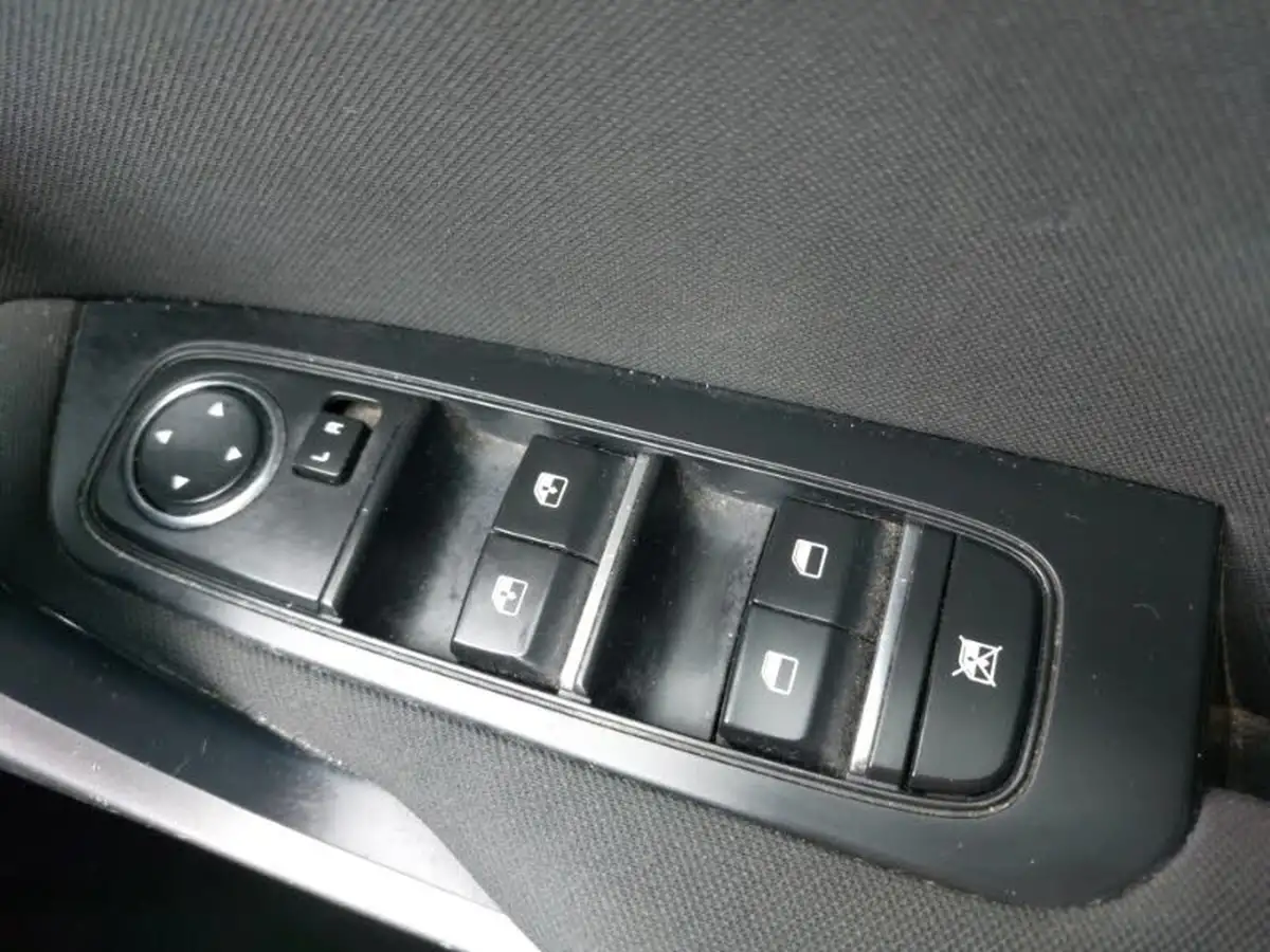 2021-kia-ceed-10-t-gdi-2-nav-hatchback-big-11