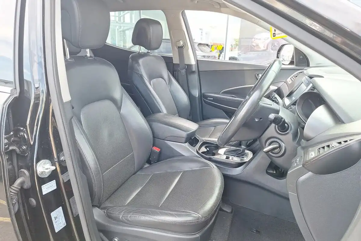 2016-hyundai-santa-fe-22-crdi-premium-22-crdi-200ps-blue-drive-isg-7st-auto-big-19