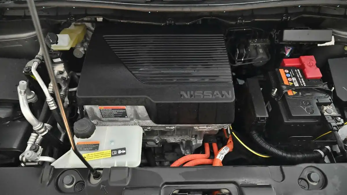 2021-nissan-leaf-e-n-connecta-big-18