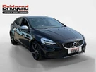 2019-volvo-v40-20-t2-r-design-edition-small-0