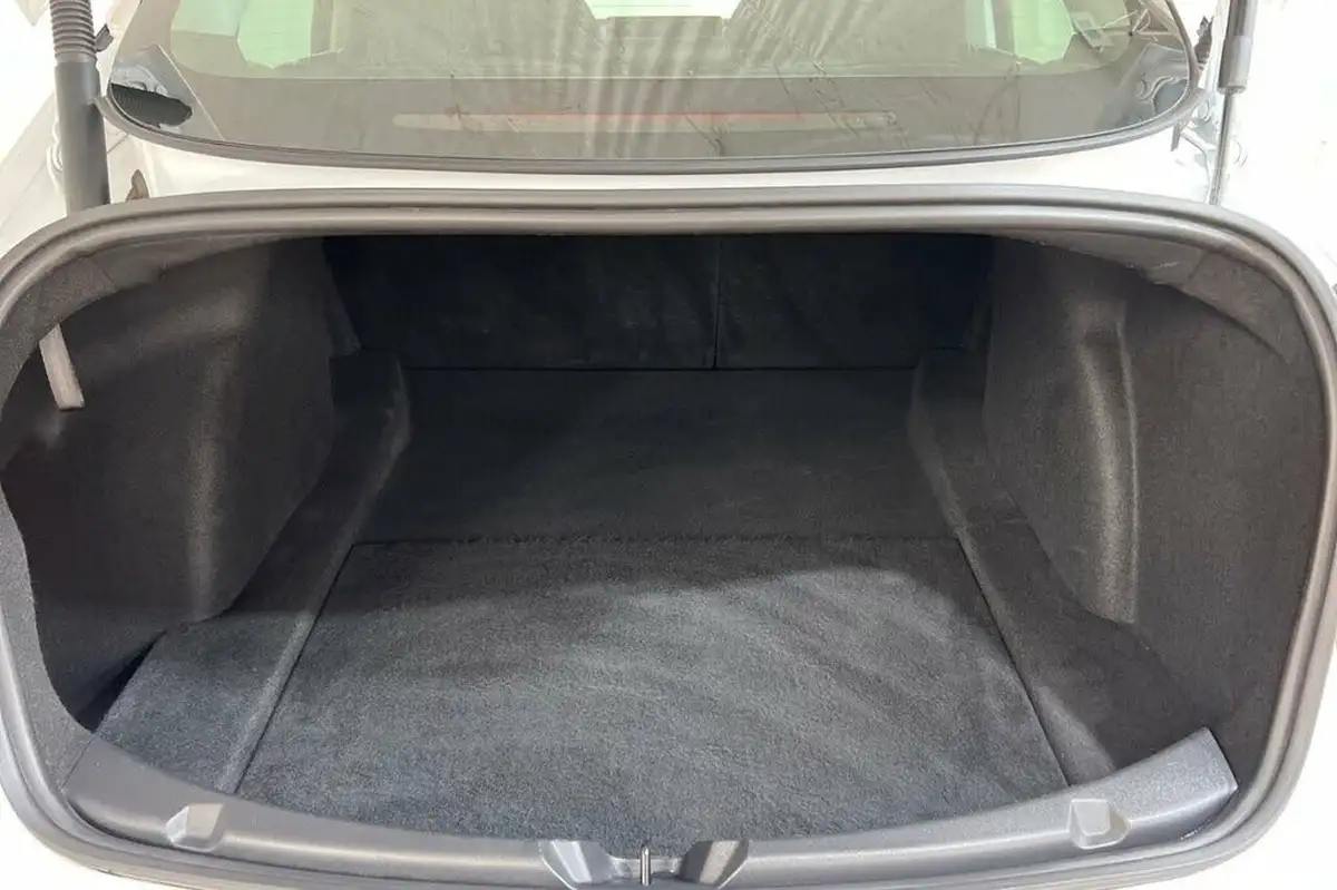 2021-tesla-model-3-e-long-range-4x4-big-36