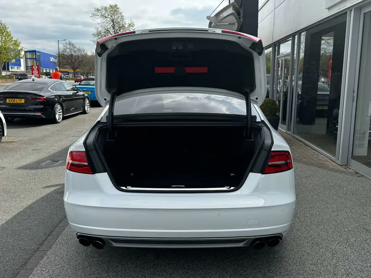 2016-audi-s8-40-tfsi-quattro-520ps-big-64