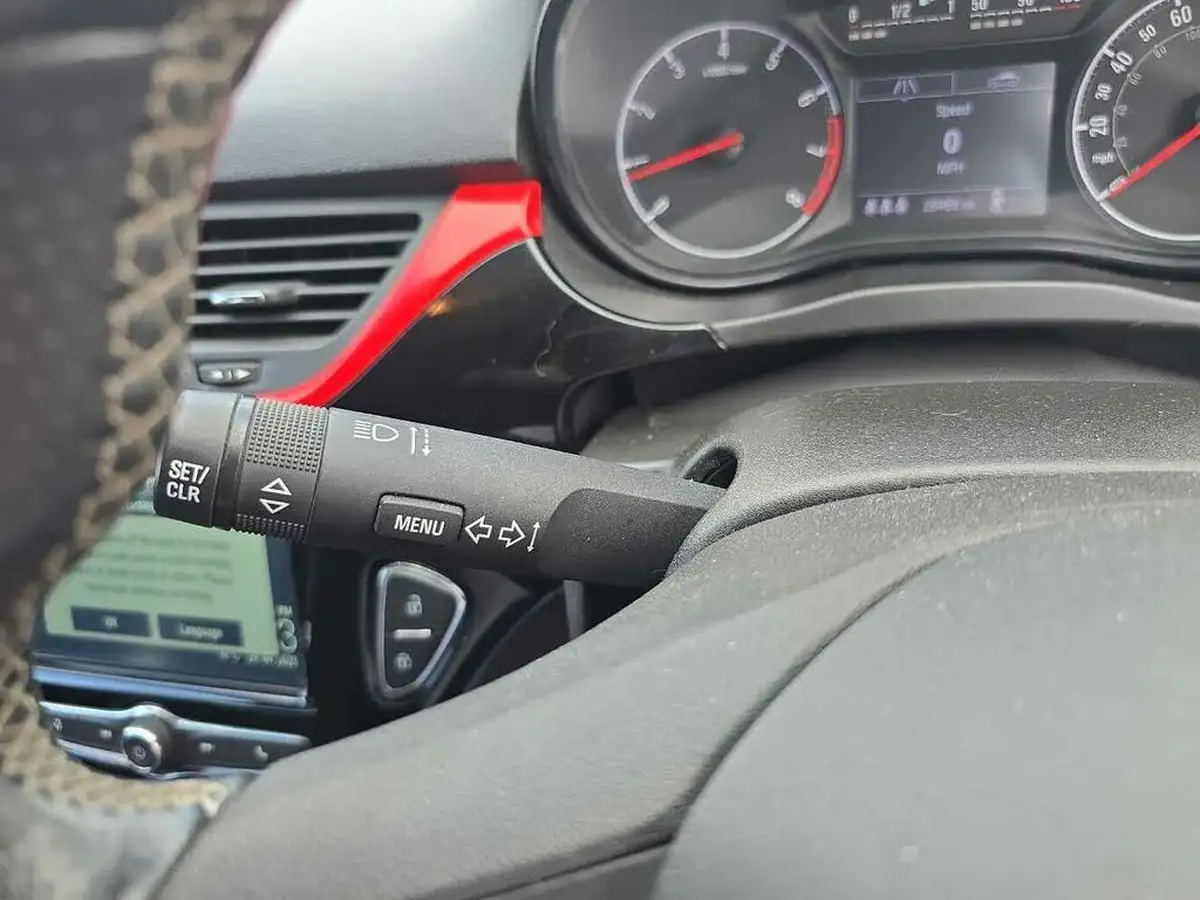 2019-vauxhall-corsa-14i-sri-vx-line-nav-black-90ps-5d-big-25