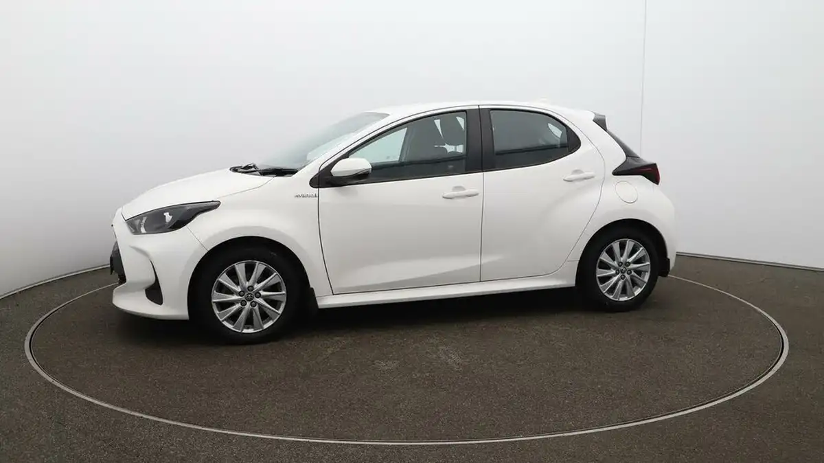 2021-toyota-yaris-15-vvt-i-icon-114bhp-hybrid-1490cc-e-cvt-big-59