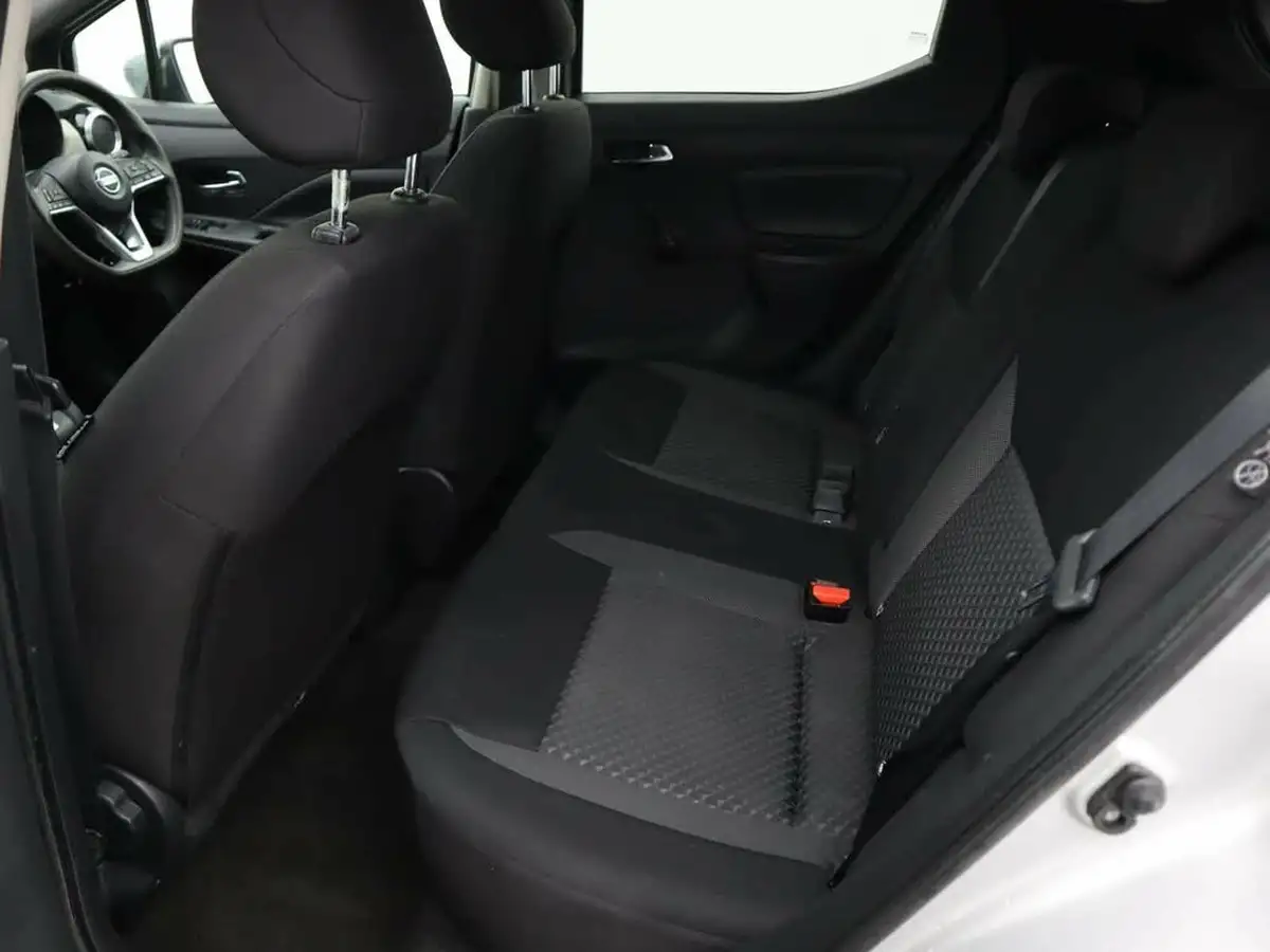 2020-nissan-micra-10-ig-t-acenta-100ps-xtronic-cvt-big-9