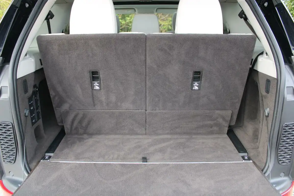 2019-land-rover-discovery-20-sd4-hse-big-13