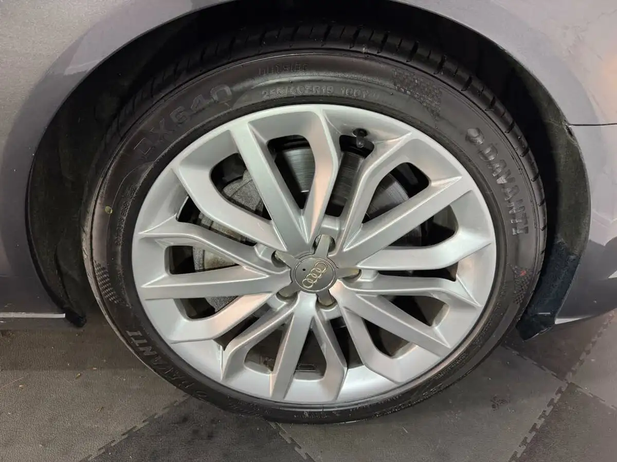 2014-audi-a6-saloon-30bitdi-quattro-se-313ps-c7-big-24