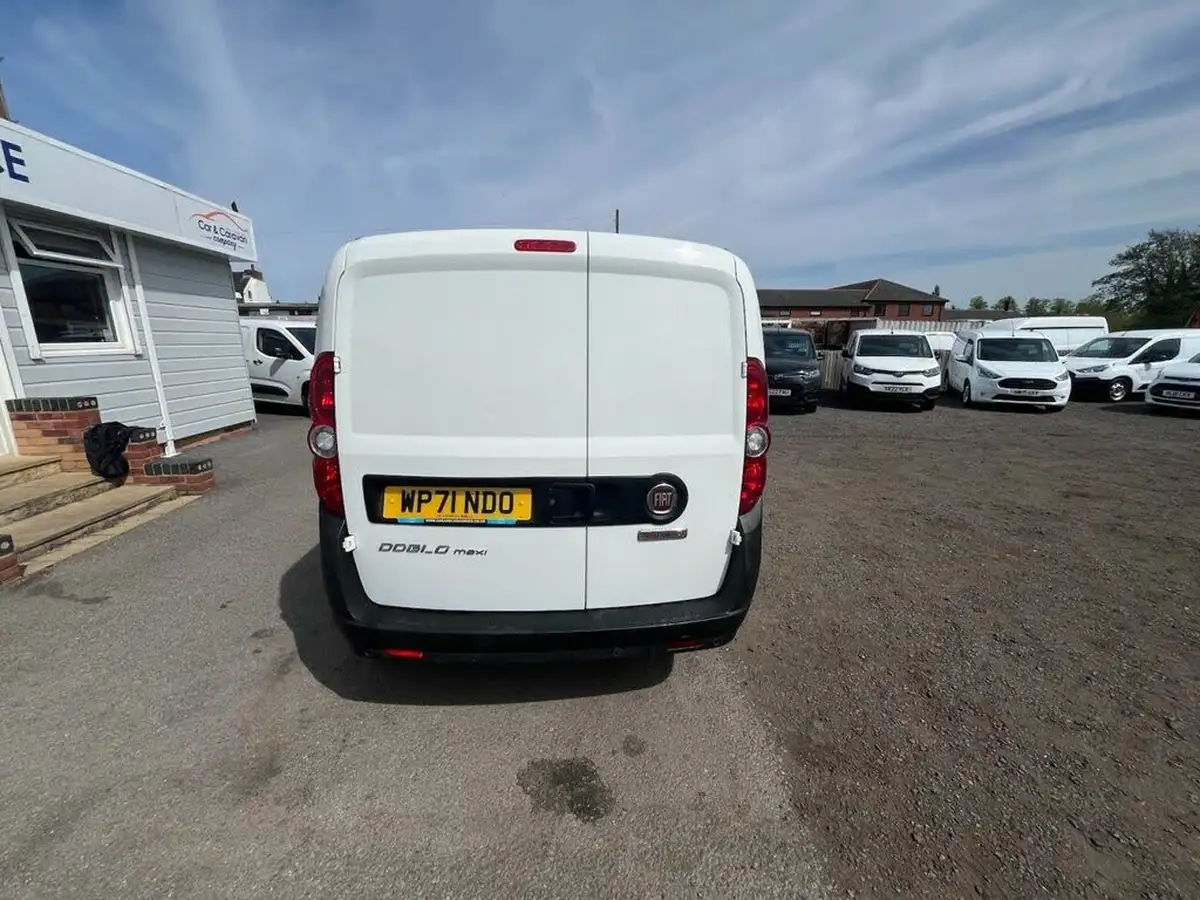 2021-fiat-doblo-cargo-16td-l2h1-maxi-tecnico-120bhpeu6dt-panel-van-big-7