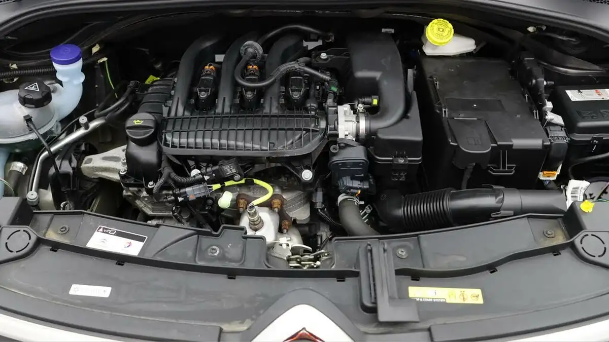 2022-citroen-c3-12-puretech-shine-plus-83ps-ss-big-18
