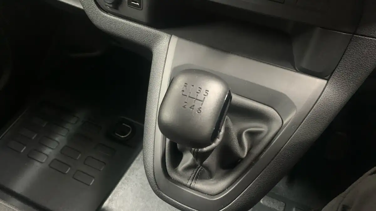 2023-citroen-dispatch-15bluehdi-driver-edition-xl-big-19