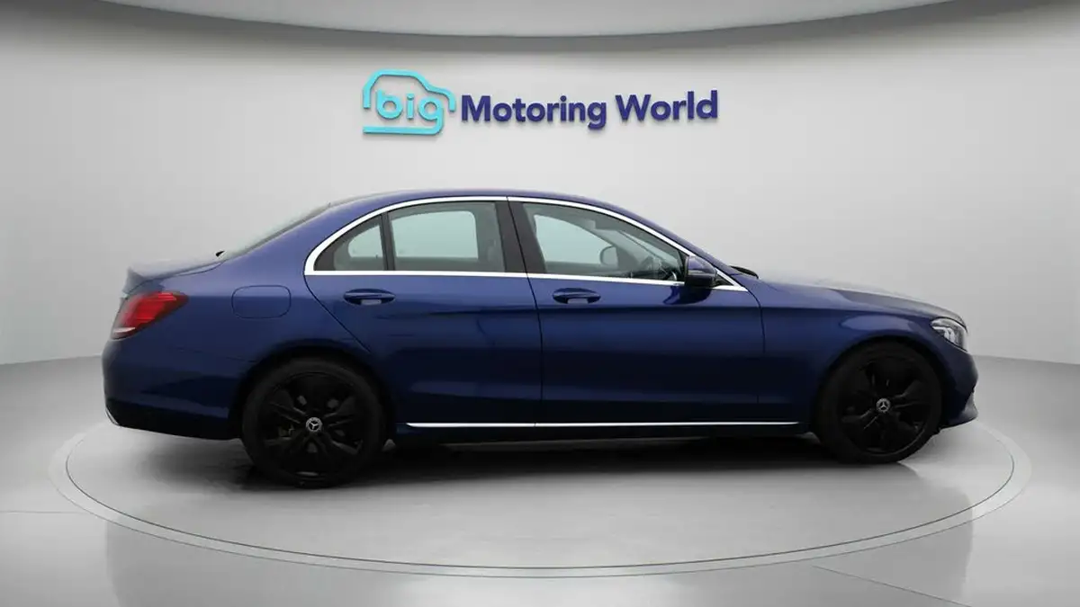2020-mercedes-benz-c-class-15-c200-sport-ss-saloon-4d-big-8