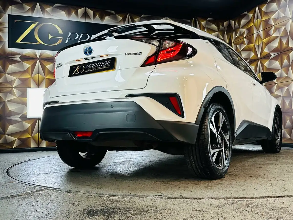2022-toyota-c-hr-18-vvt-i-design-big-31
