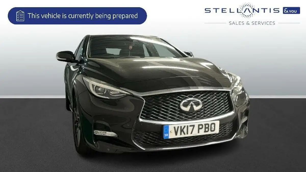 2017-infiniti-q30-20-sport-awd-auto-big-0