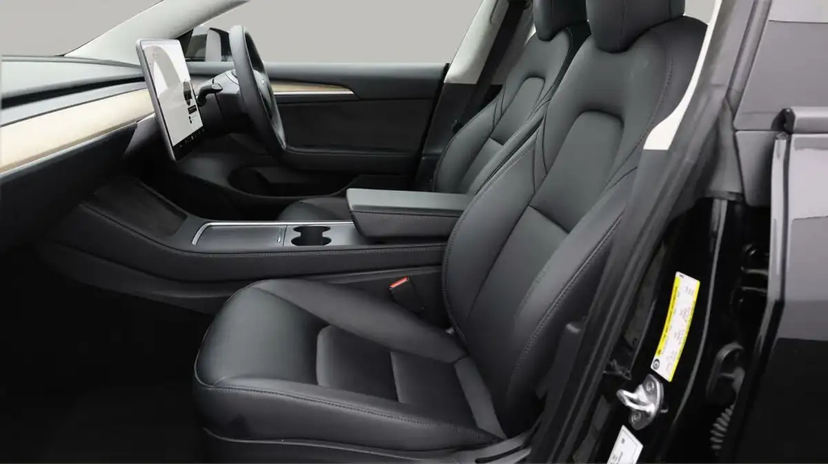 2021-tesla-model-3-e-long-range-awd-big-13