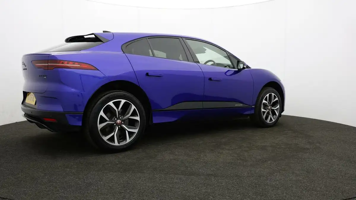 2021-jaguar-i-pace-ev400-hse-big-26