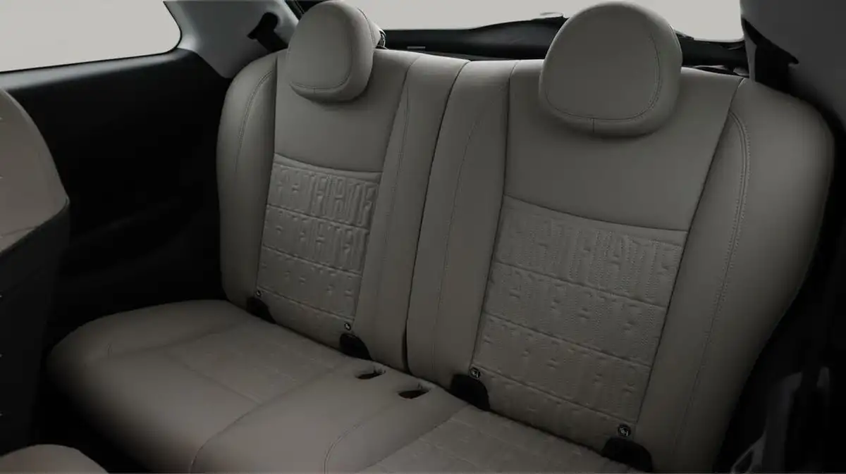 2021-fiat-500-e-la-prima-big-16
