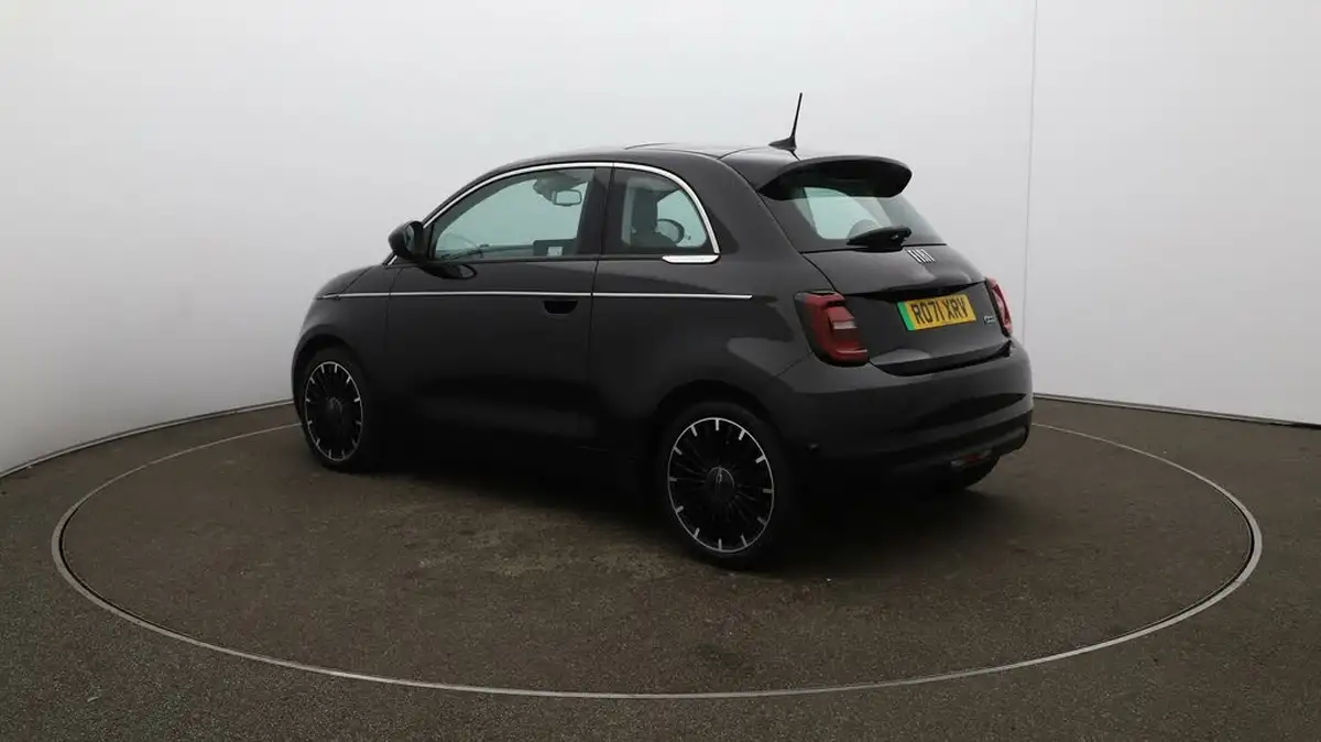 2021-fiat-500-e-la-prima-big-57