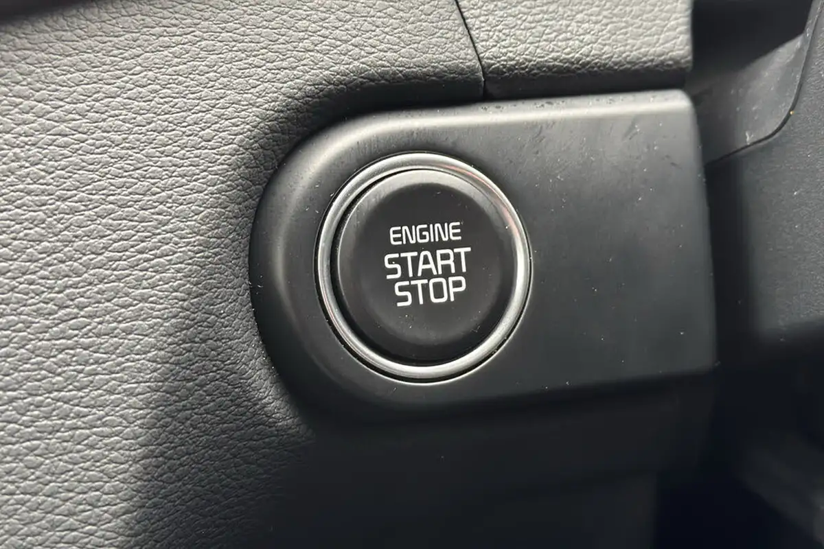 2024-kia-ceed-15-t-gdi-3-hatchback-big-20