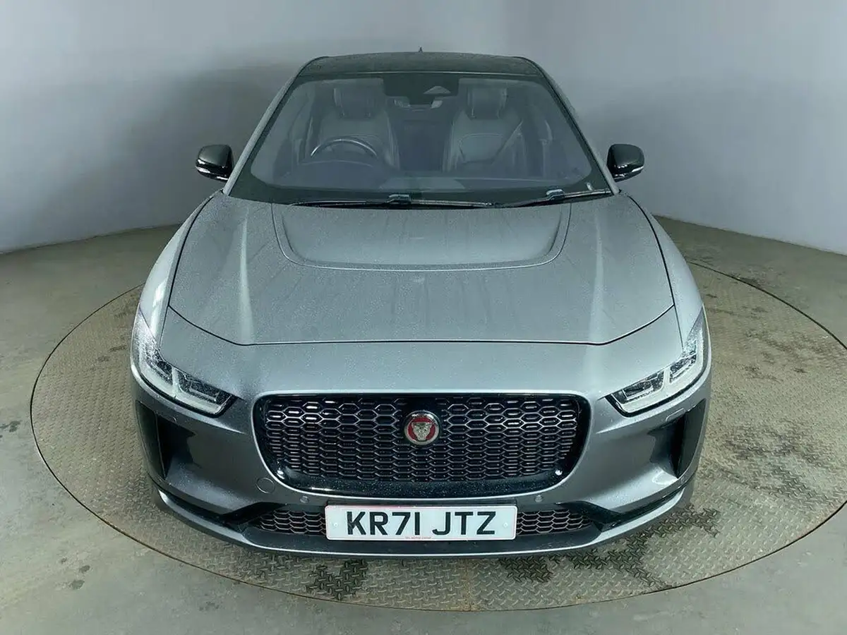 2021-jaguar-i-pace-ev400-black-big-9