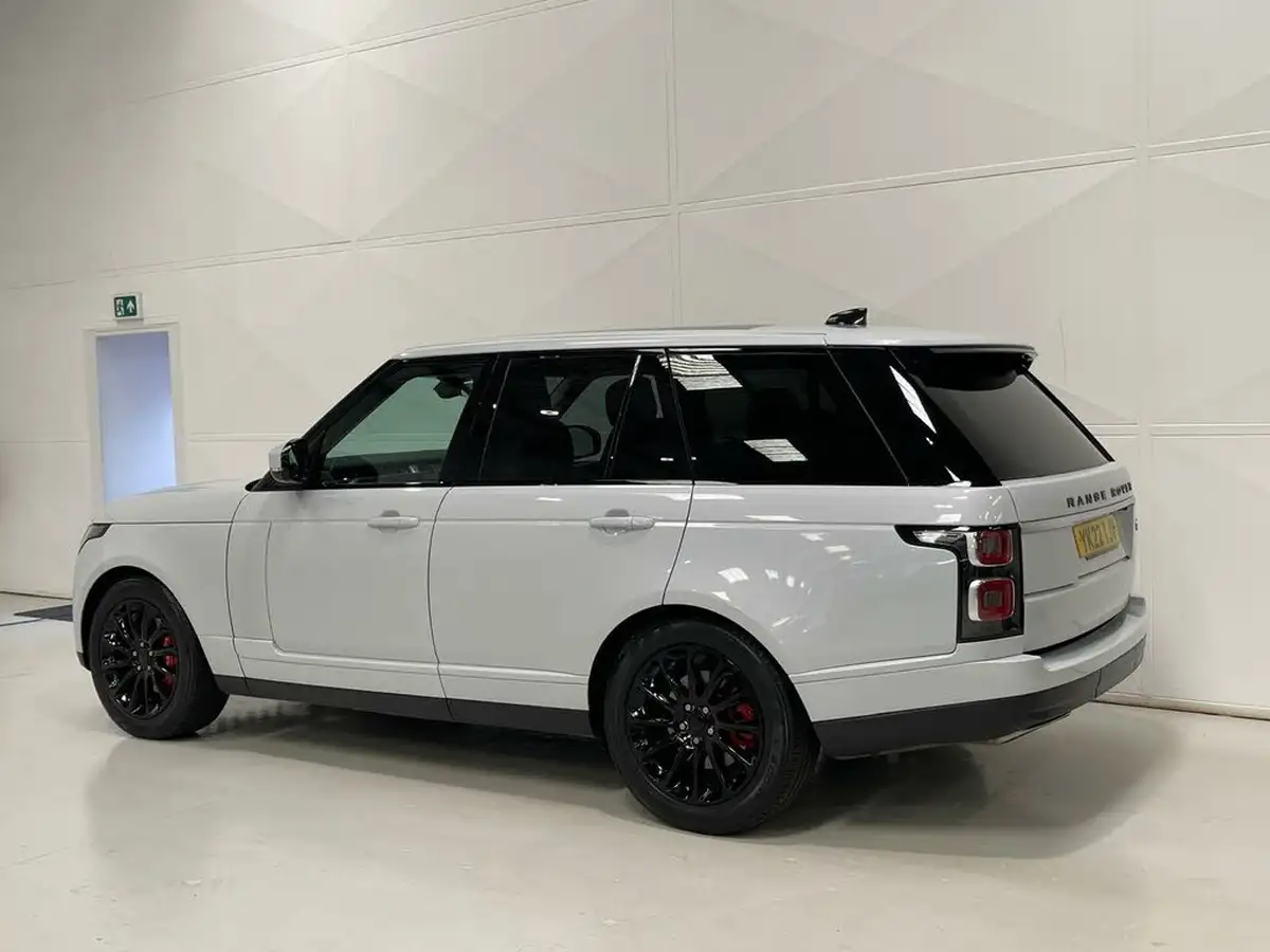 2022-land-rover-range-rover-30-d300-vogue-big-4
