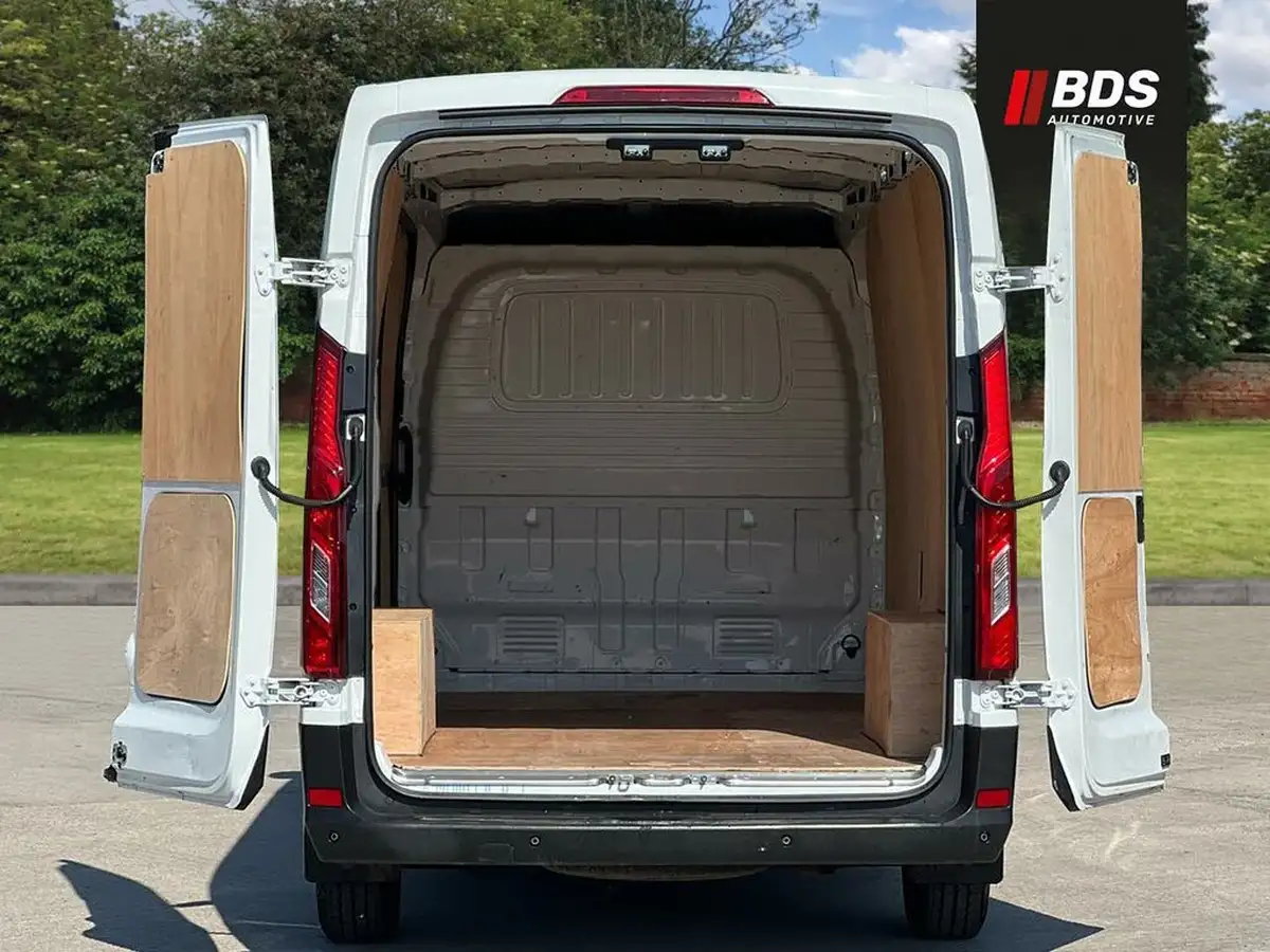 2023-maxus-deliver-9-big-10