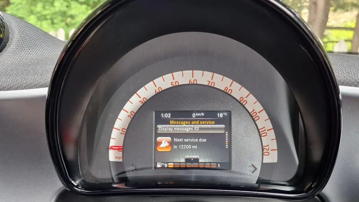 2018-smart-forfour-10-passion-71bhp-big-20