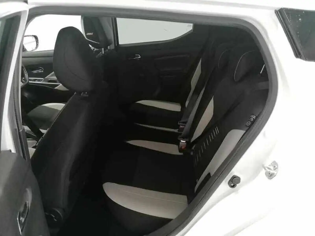 2017-nissan-micra-09-ig-t-tekna-big-14