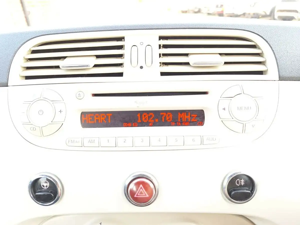 2015-fiat-500-12-pop-ss-big-24