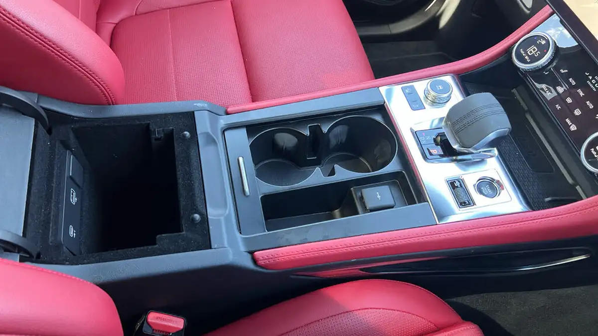 2023-jaguar-f-pace-20-d200-r-dynamic-se-black-big-26