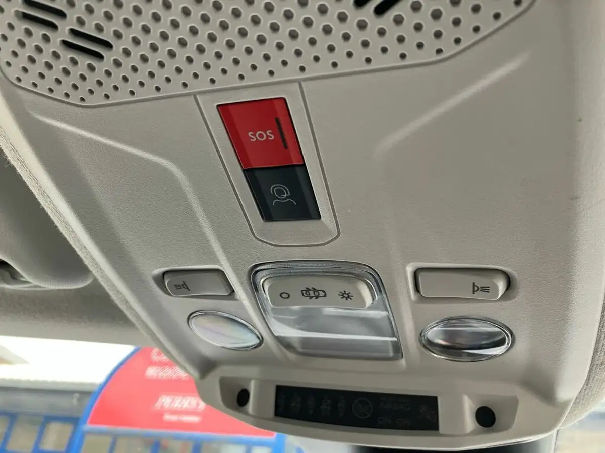 2022-citroen-c4-12-puretech-sense-big-50