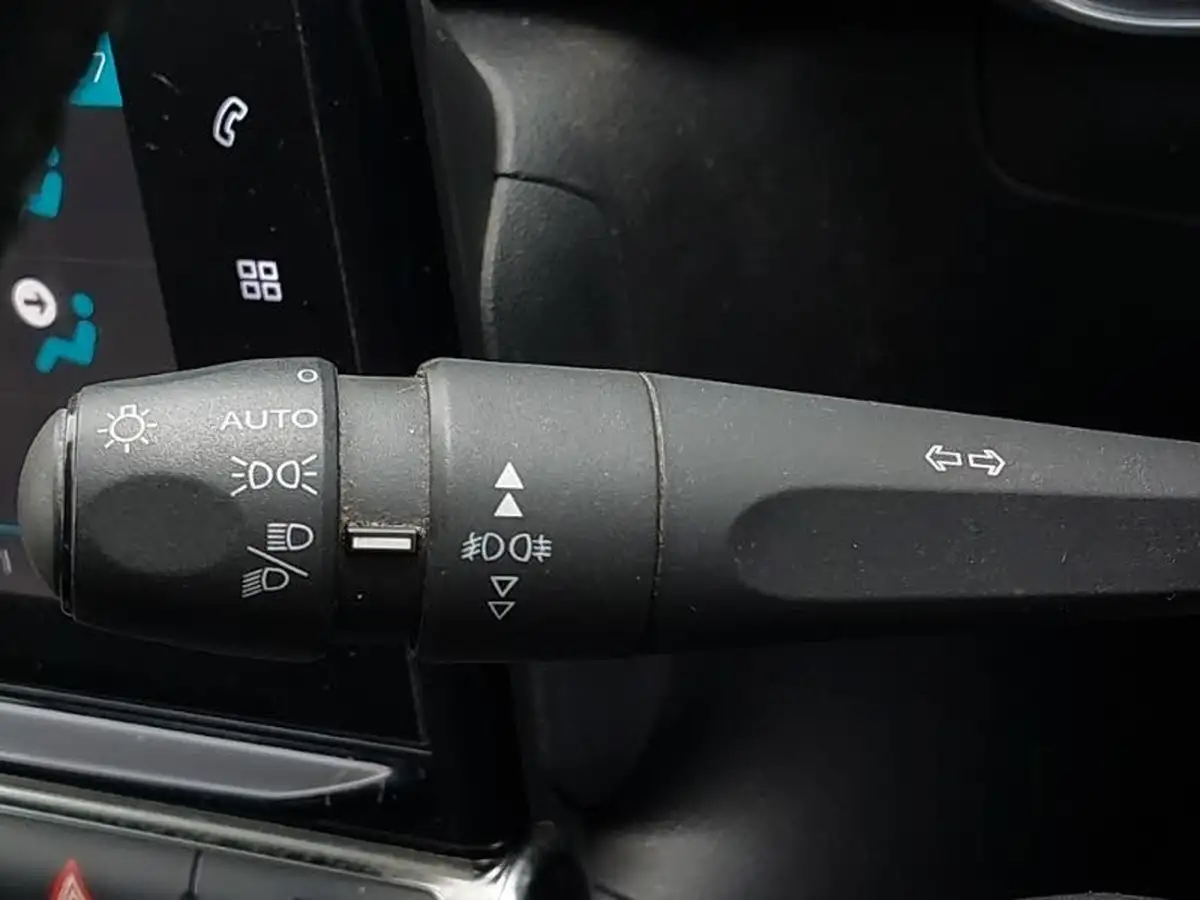 2021-citroen-c3-12-puretech-shine-plus-83ps-big-14