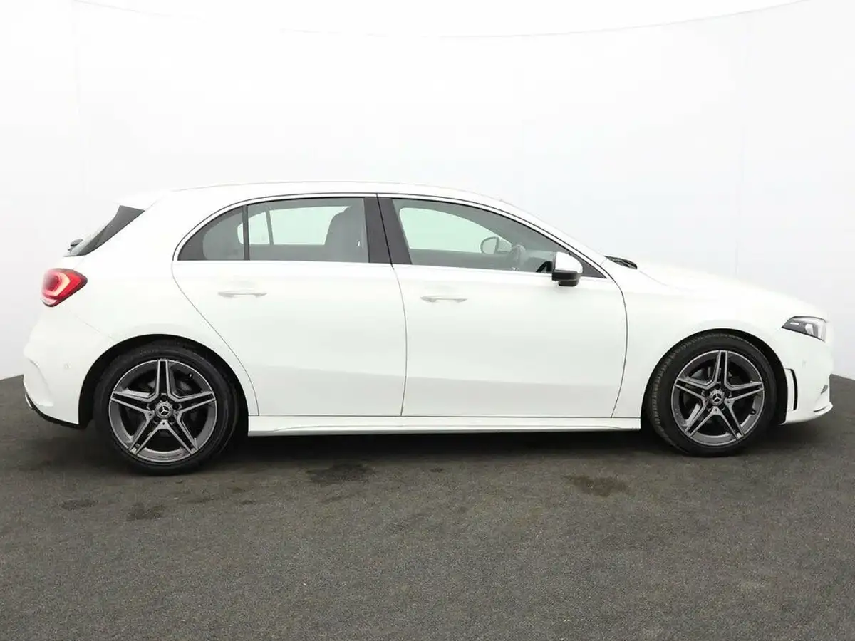 2018-mercedes-benz-a-class-13-a200-amg-line-executivess-hatchback-5d-7g-dct-big-7