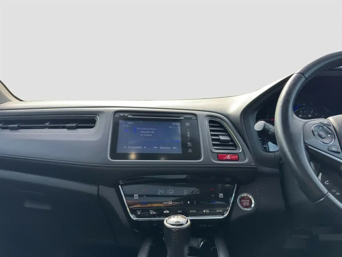 2016-honda-hr-v-16-i-dtec-ex-big-23