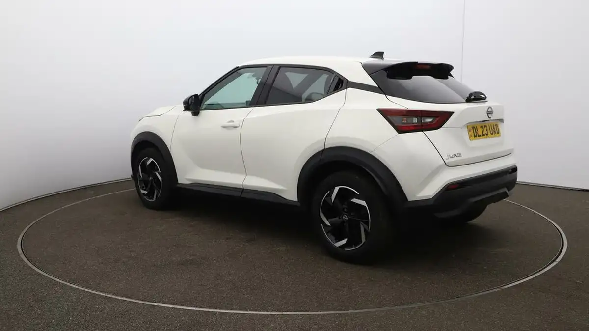 2023-nissan-juke-10-dig-t-n-connecta-big-5