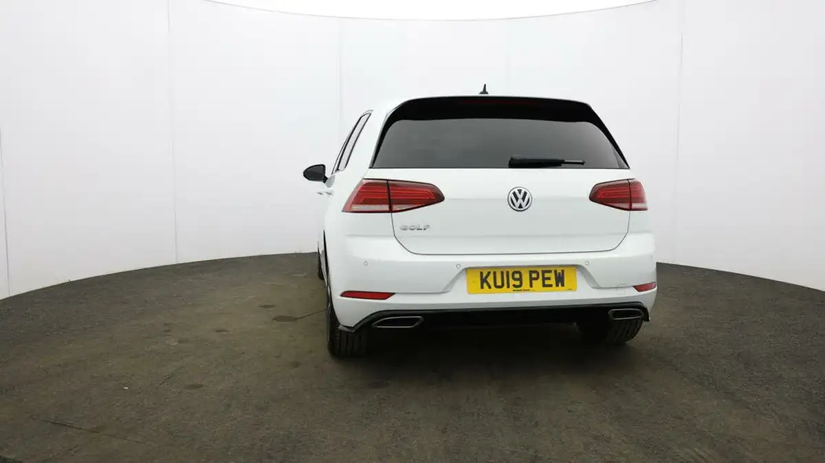2019-volkswagen-golf-20tdi-r-line-5d-dsg-big-55