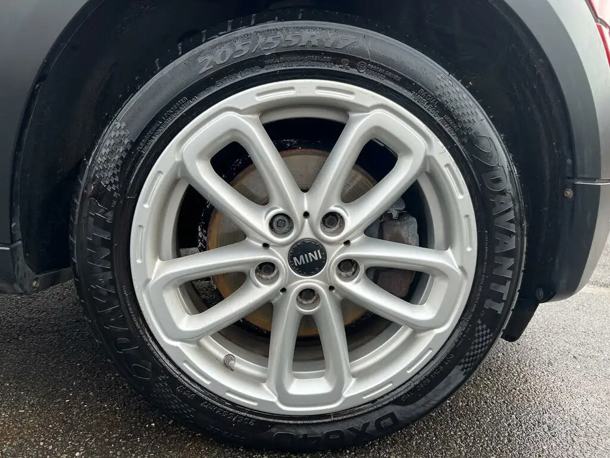 2015-mini-countryman-16-cooper-4x4-all4-chili-big-27