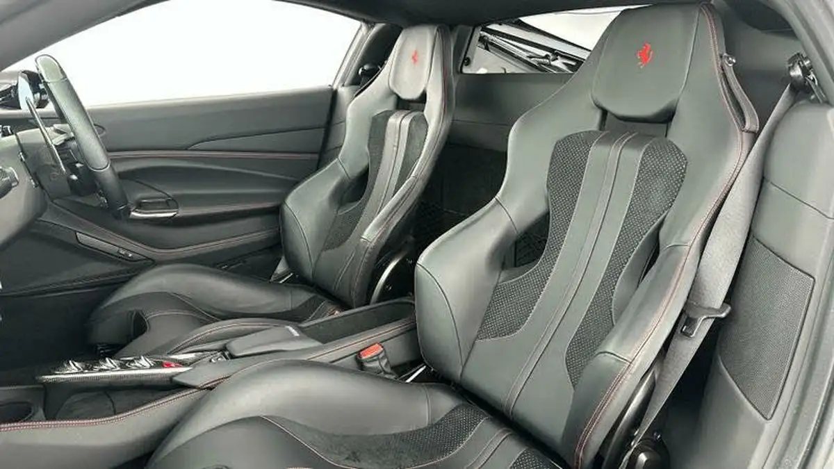 2021-ferrari-f8-tributo-big-10