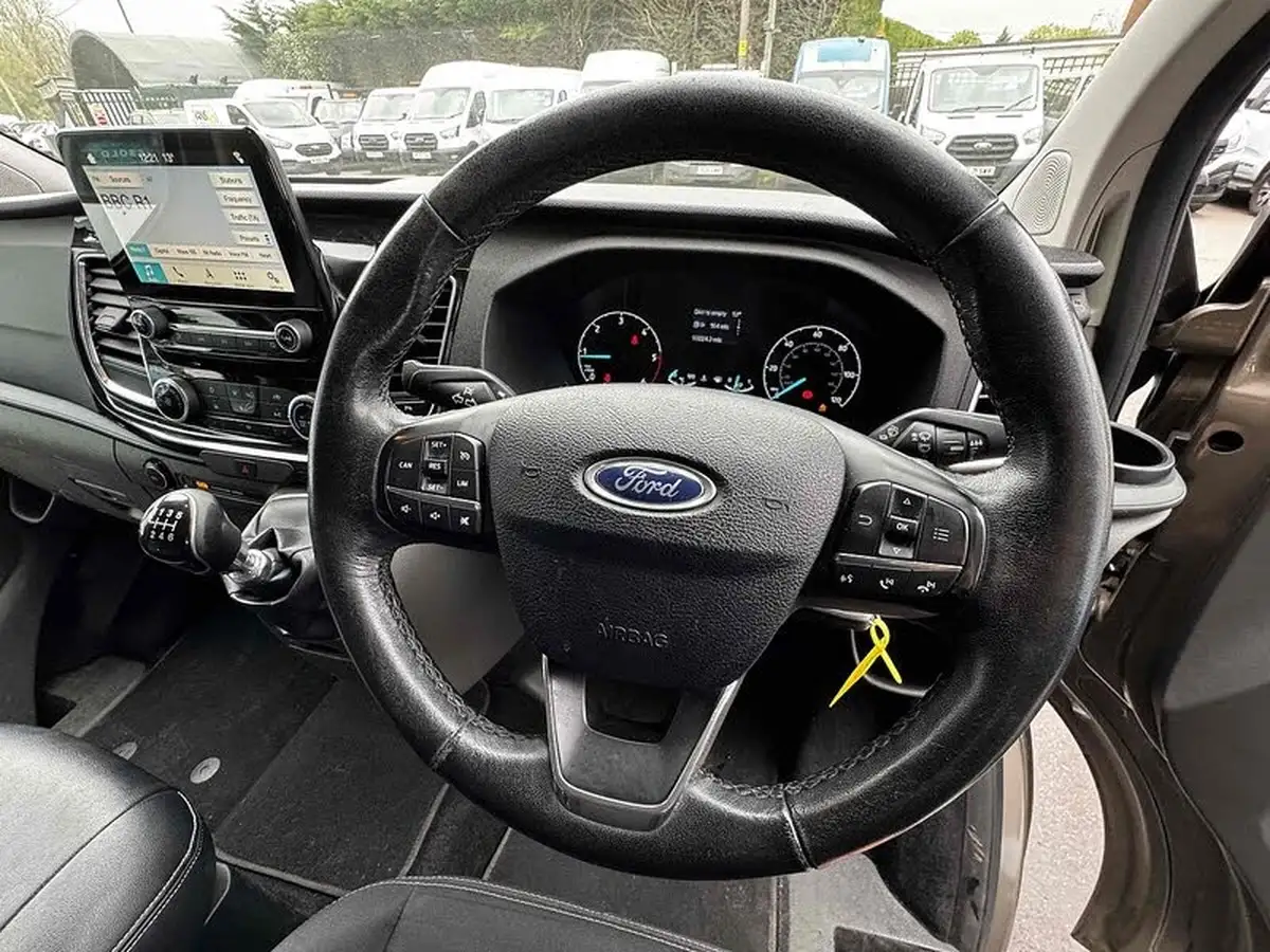 2018-ford-transit-custom-20tdci-320-l1h1-limited-130pseu6-double-cab-in-van-big-35