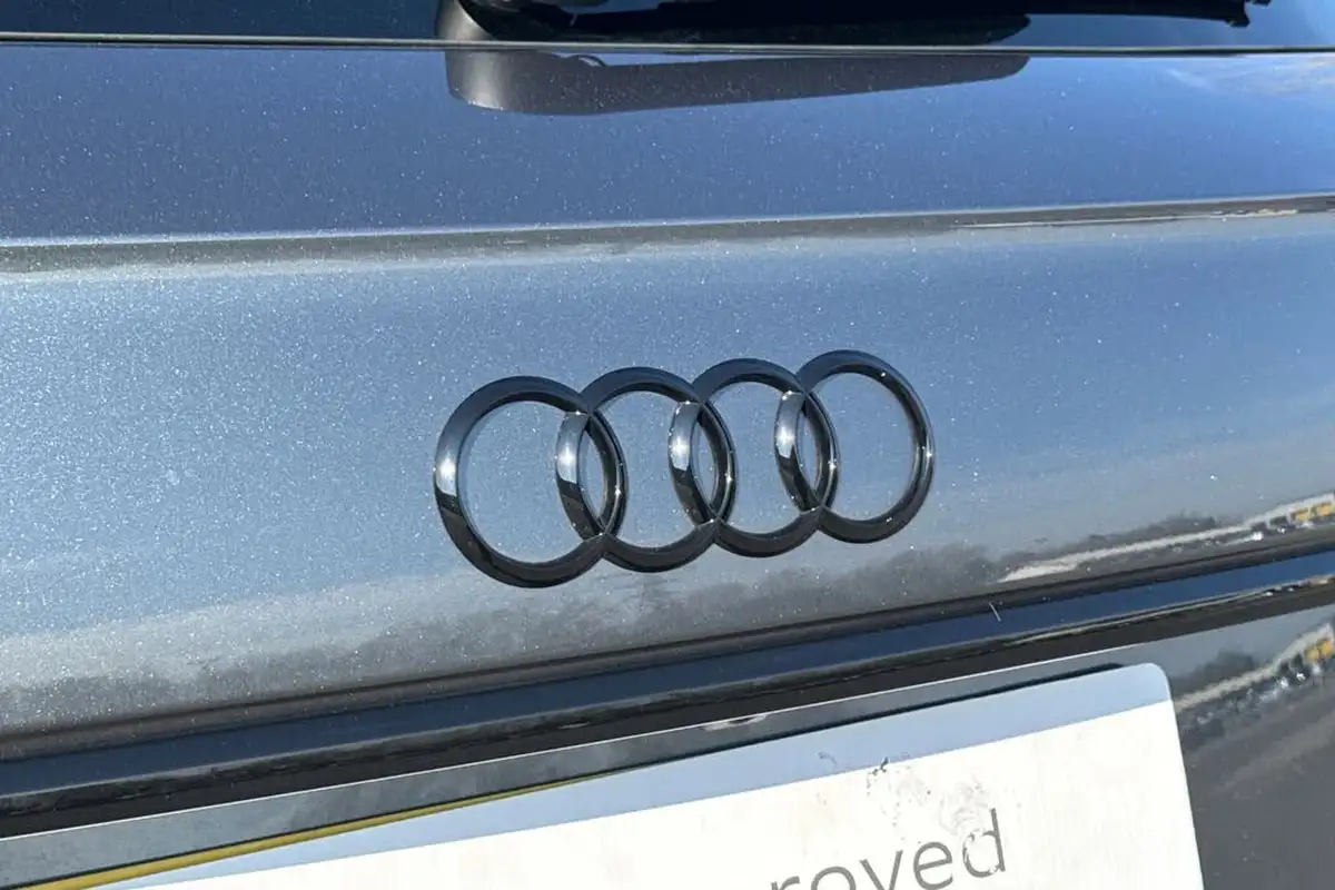 2023-audi-q5-20-45-tfsi-black-edition-station-wagon-big-37