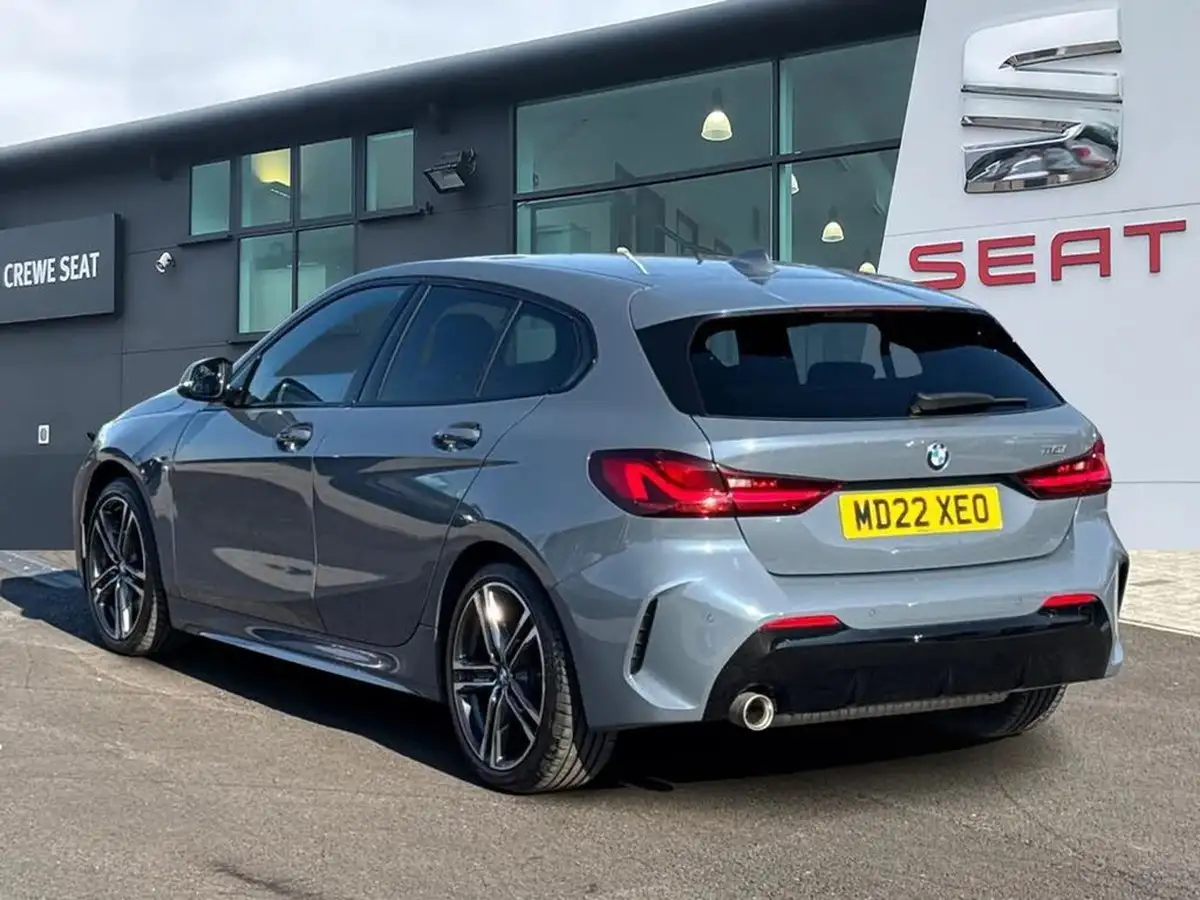 2022-bmw-1-series-15-118i-m-sport-lcp-dct-big-1