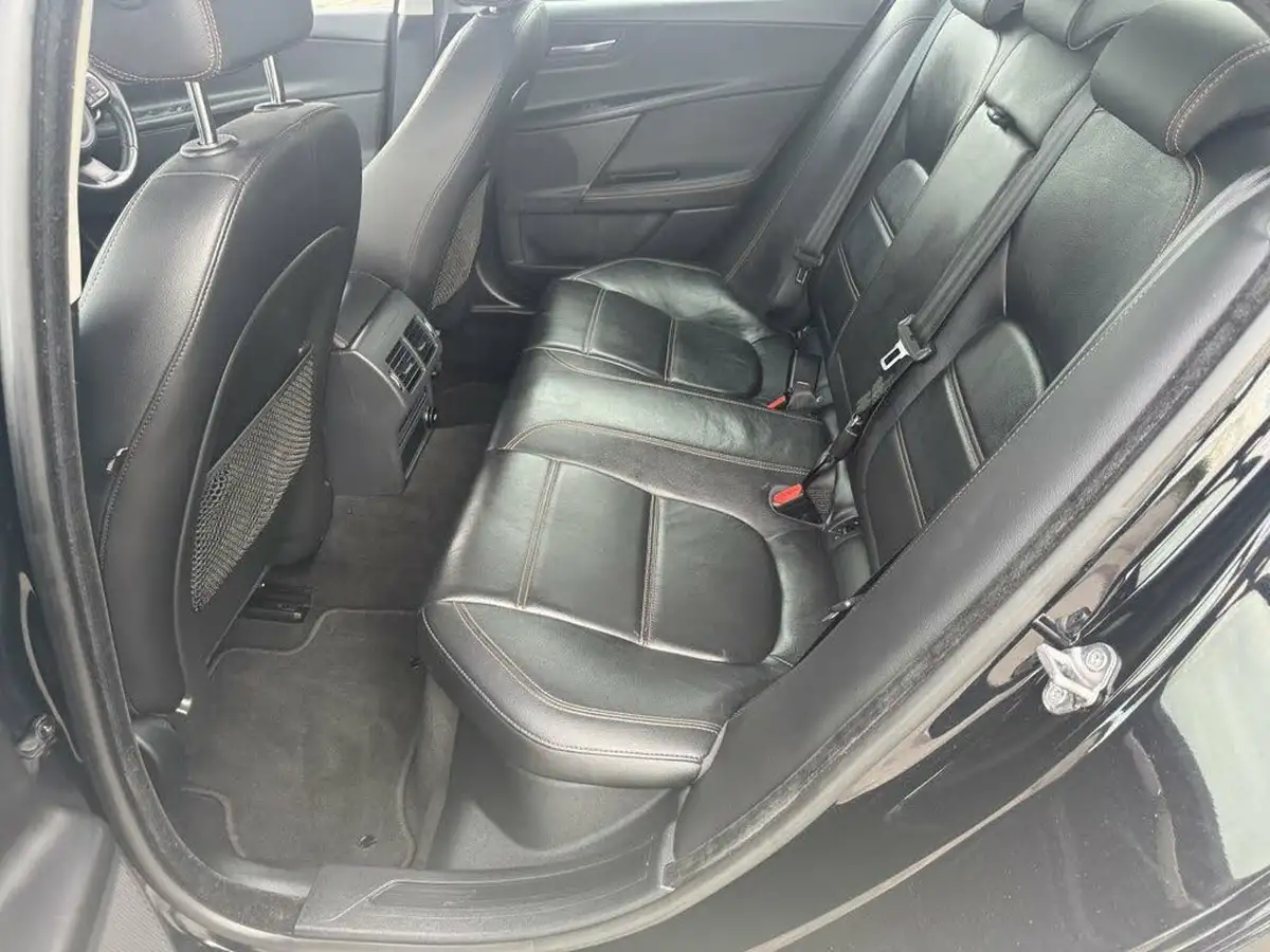2017-jaguar-xe-20d-prestige-180ps-1999cc-auto-big-21